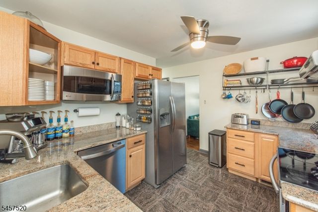15 Mayne Ave, Byram Twp., NJ 07874
