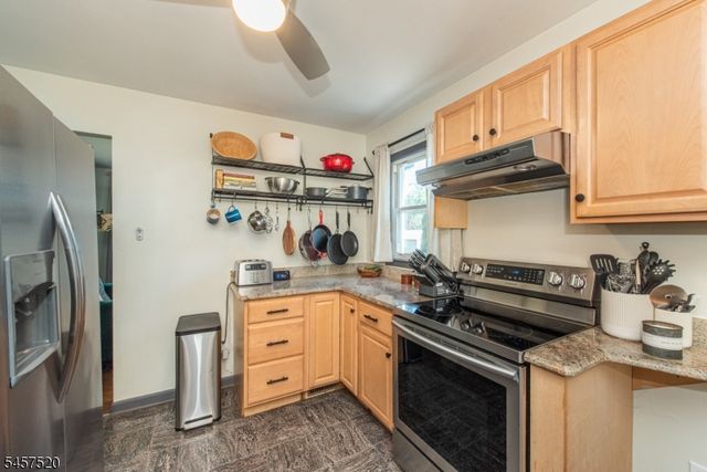 15 Mayne Ave, Byram Twp., NJ 07874
