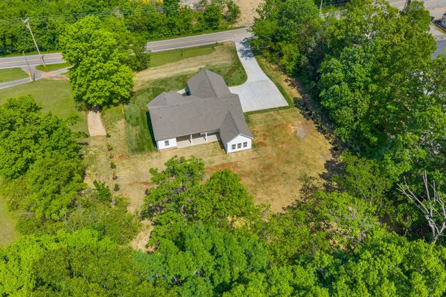 1932 River Rd, Clarksville, TN 37040