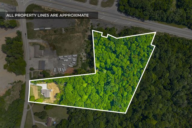 1932 River Rd, Clarksville, TN 37040