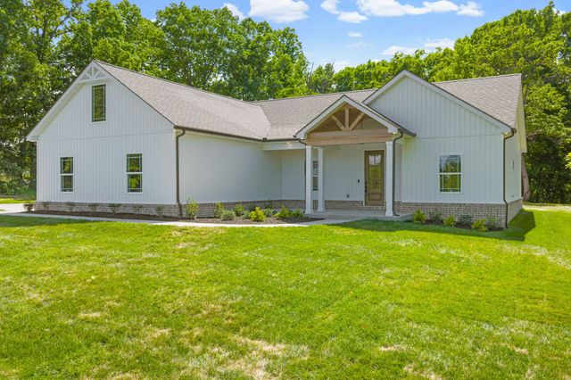 1932 River Rd, Clarksville, TN 37040