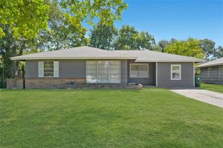 5870 Reed Road, Houston, TX 77033