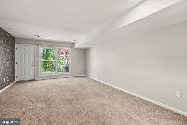 6239 STANFORD CT, Mechanicsburg, PA 17050