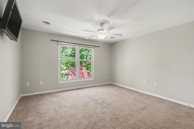 6239 STANFORD CT, Mechanicsburg, PA 17050