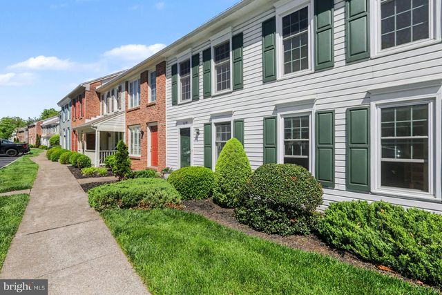 6239 STANFORD CT, Mechanicsburg, PA 17050