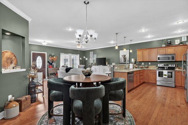 220 James Longstreet Blvd, Fayetteville, TN 37334