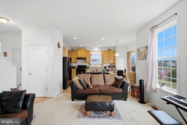 313 MCWHARTON WAY, Bunker Hill, WV 25413