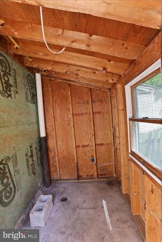 256 E LOUTHER ST, Carlisle, PA 17013