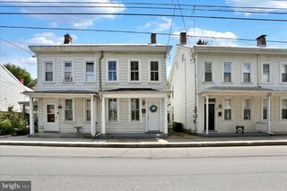 256 E LOUTHER ST, Carlisle, PA 17013