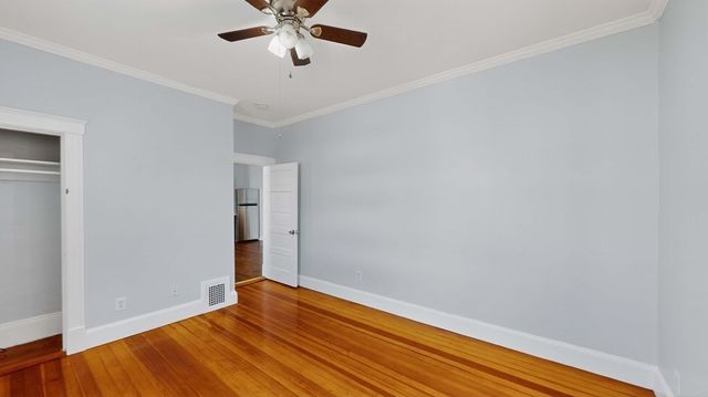 10 Porter 1, Salem, MA 01970