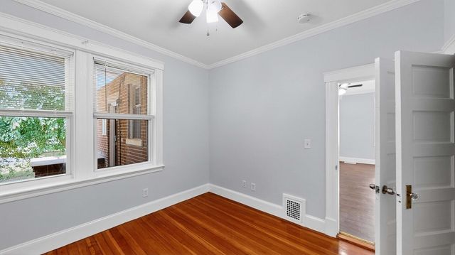 10 Porter 1, Salem, MA 01970