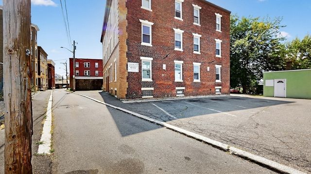 10 Porter 1, Salem, MA 01970