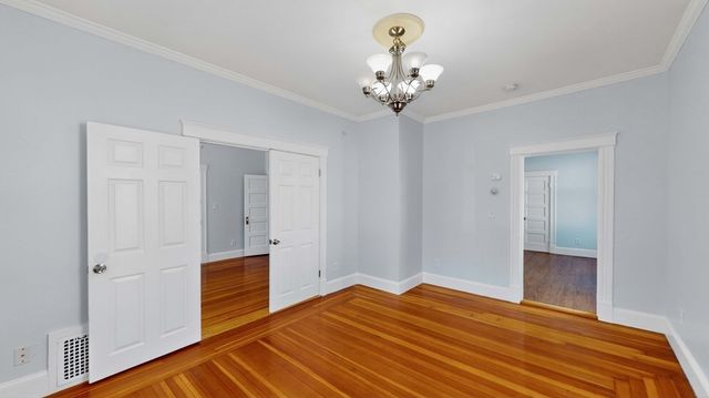 10 Porter 1, Salem, MA 01970