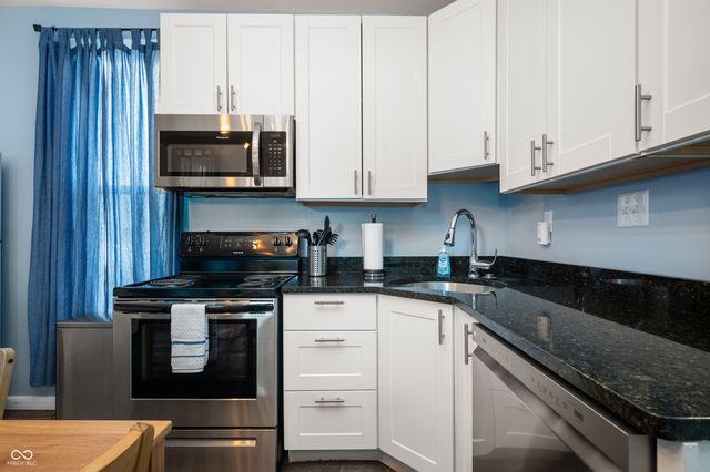 1130 S Senate Avenue, Indianapolis, IN 46225