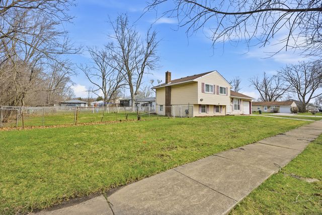 105 E Center Street, Glenwood, IL 60425