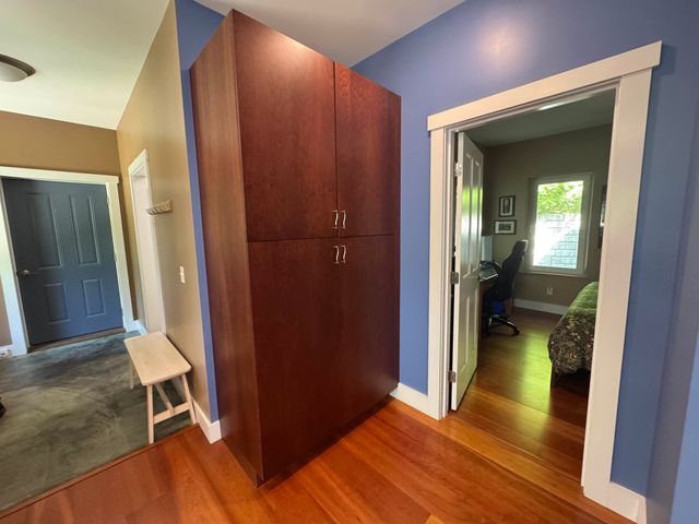 321 Leonard Road, Dummerston, VT 05301