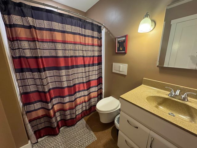 321 Leonard Road, Dummerston, VT 05301