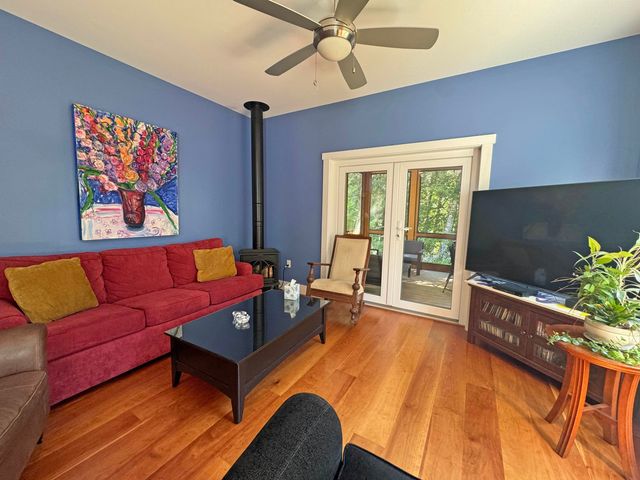 321 Leonard Road, Dummerston, VT 05301