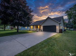 2954 5th Street, Frenchtown Twp, MI 48162