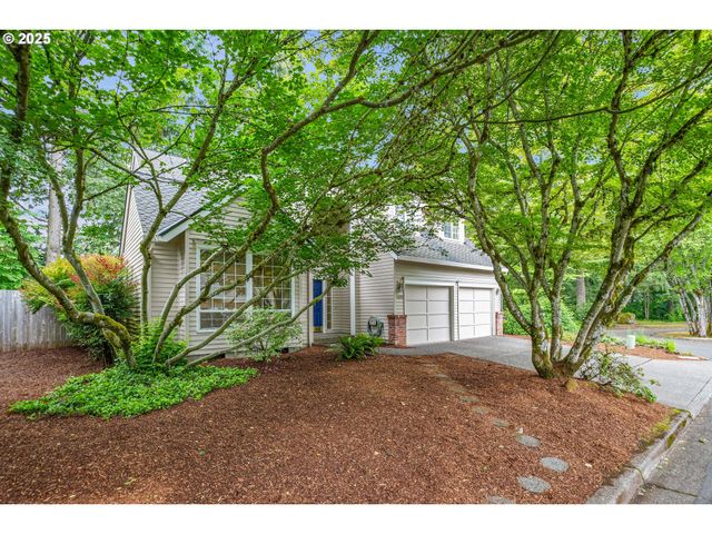 4698 BLACK FOREST Ct, Lake Oswego, OR 97035