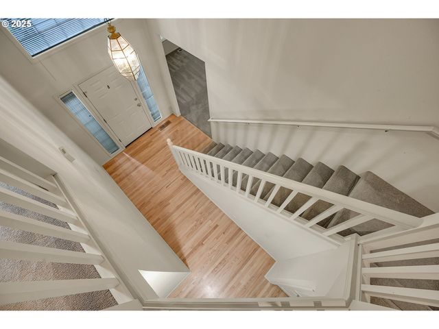 4698 BLACK FOREST Ct, Lake Oswego, OR 97035