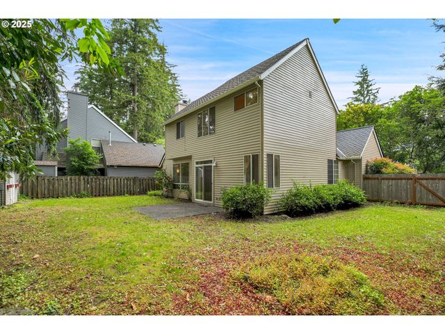 4698 BLACK FOREST Ct, Lake Oswego, OR 97035