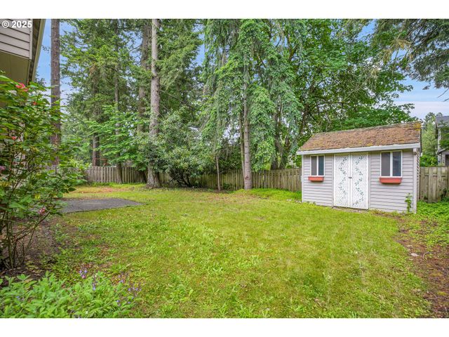 4698 BLACK FOREST Ct, Lake Oswego, OR 97035