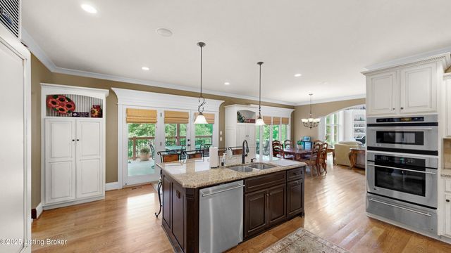 5905 Mt Pleasant Dr, Prospect, KY 40059