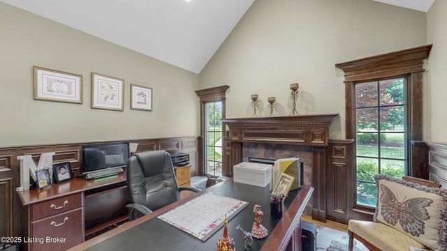 5905 Mt Pleasant Dr, Prospect, KY 40059
