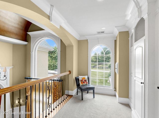 5905 Mt Pleasant Dr, Prospect, KY 40059