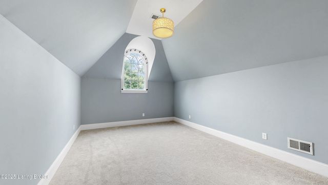 5905 Mt Pleasant Dr, Prospect, KY 40059