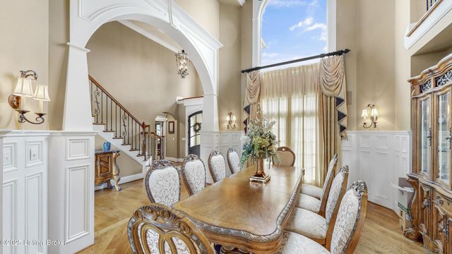 5905 Mt Pleasant Dr, Prospect, KY 40059