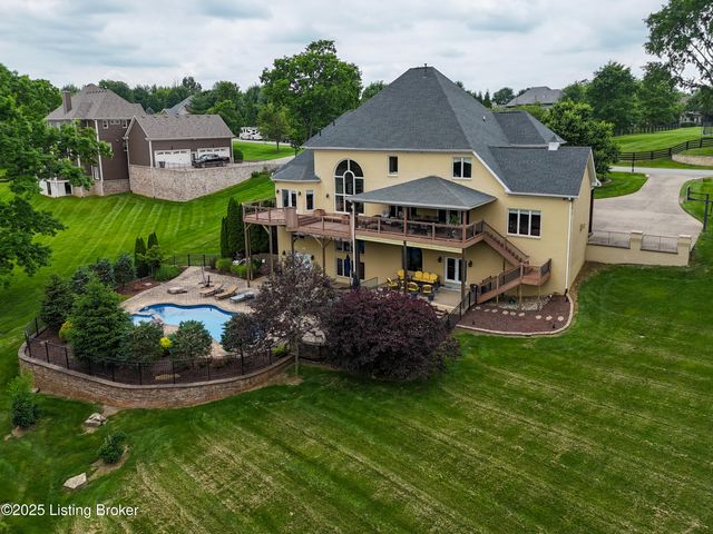 5905 Mt Pleasant Dr, Prospect, KY 40059