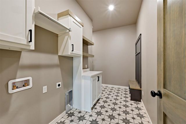 1111 Bridgeview Lane, Tuttle, OK 73089