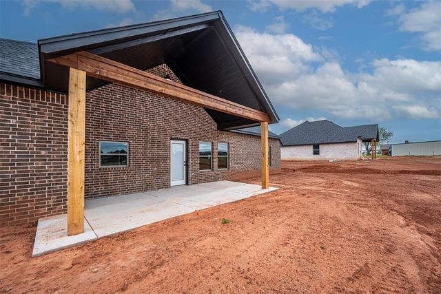 1111 Bridgeview Lane, Tuttle, OK 73089
