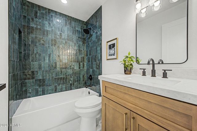 11206 N 26TH Place, Phoenix, AZ 85028