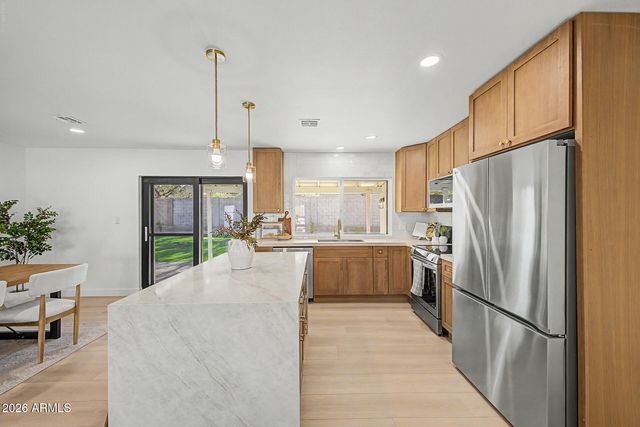 11206 N 26TH Place, Phoenix, AZ 85028
