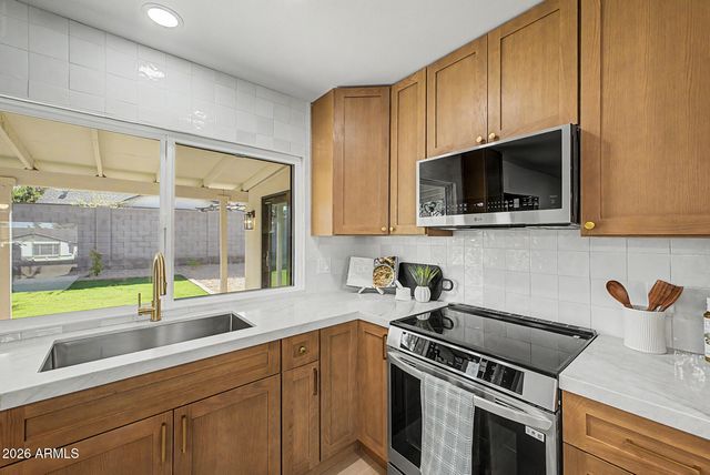11206 N 26TH Place, Phoenix, AZ 85028