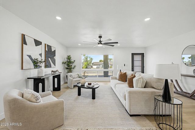 11206 N 26TH Place, Phoenix, AZ 85028