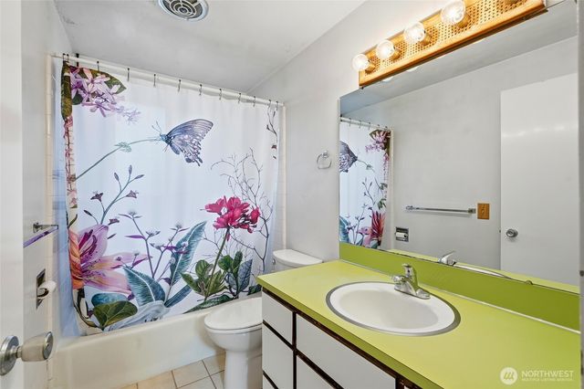 3413 99th Avenue E, Edgewood, WA 98371