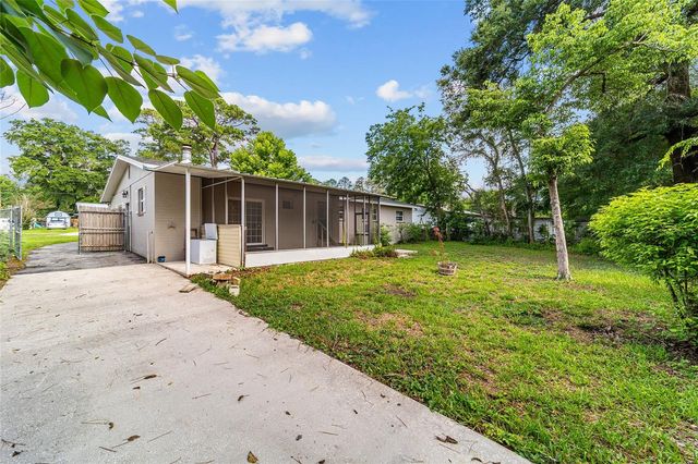 737 NE 17TH TERRACE, Ocala, FL 34470