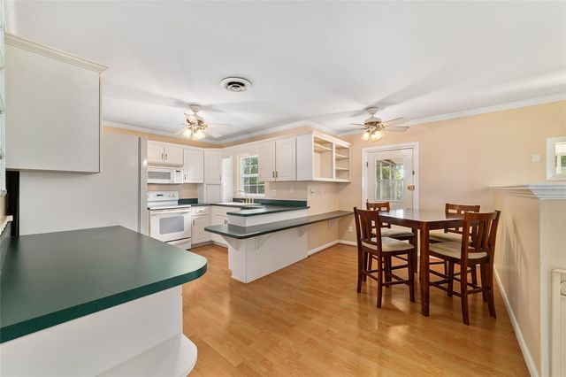 737 NE 17TH TERRACE, Ocala, FL 34470