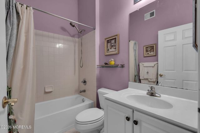 174 Wild Dunes Way, Jackson, NJ 08527