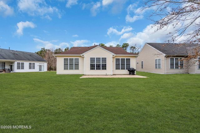 174 Wild Dunes Way, Jackson, NJ 08527