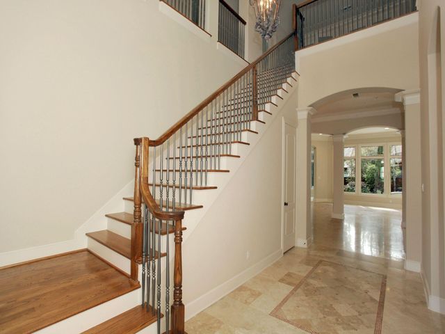 15 Serenade Pines Place, The Woodlands, TX 77382