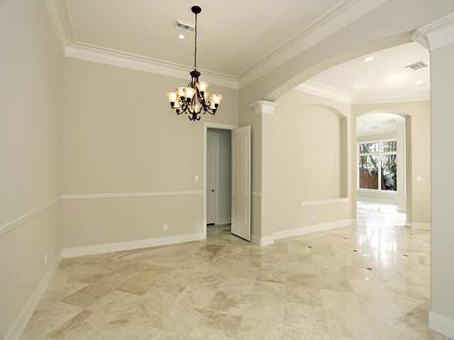 15 Serenade Pines Place, The Woodlands, TX 77382