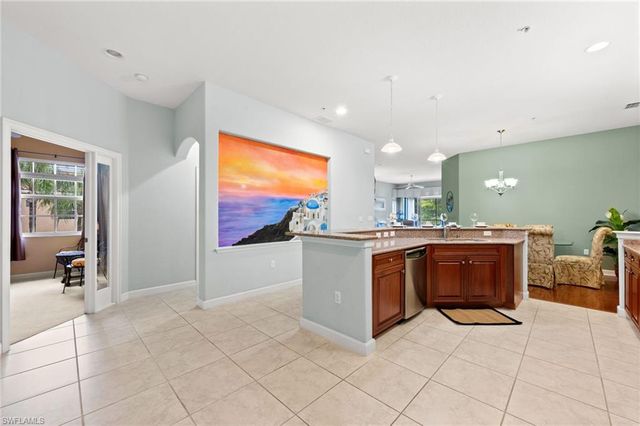 8641 Piazza Del Lago CIR 201, Estero, FL 33928