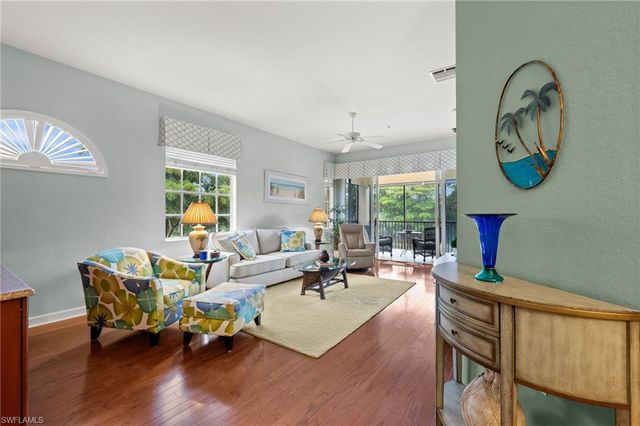 8641 Piazza Del Lago CIR 201, Estero, FL 33928