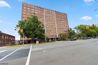 1225 Kennedy Blvd 8A, Bayonne City, NJ 07002
