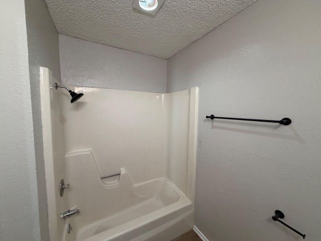 9604 Elgin Avenue, B, Lubbock, TX 79423